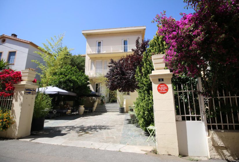 hôtel à Ajaccio près de la mer